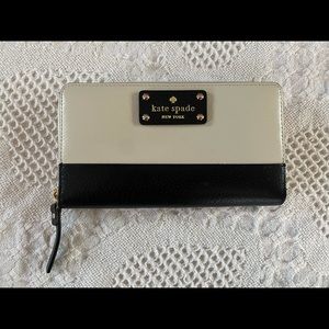 Kate Spade wallet